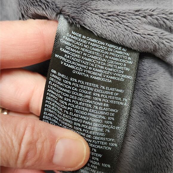 The North Face Women's Shelbe Raschel Fleece Lined Hoodie Jacket - Picture 10 of 10